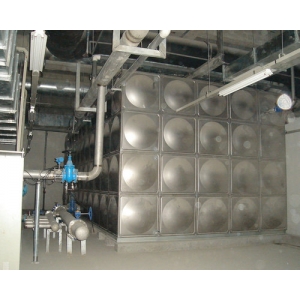 不锈钢水箱在工业中的广泛应用及其优势